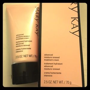 Advanced Moisture renewal treatment cream